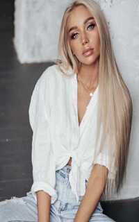 Шлюха Аврора 28295